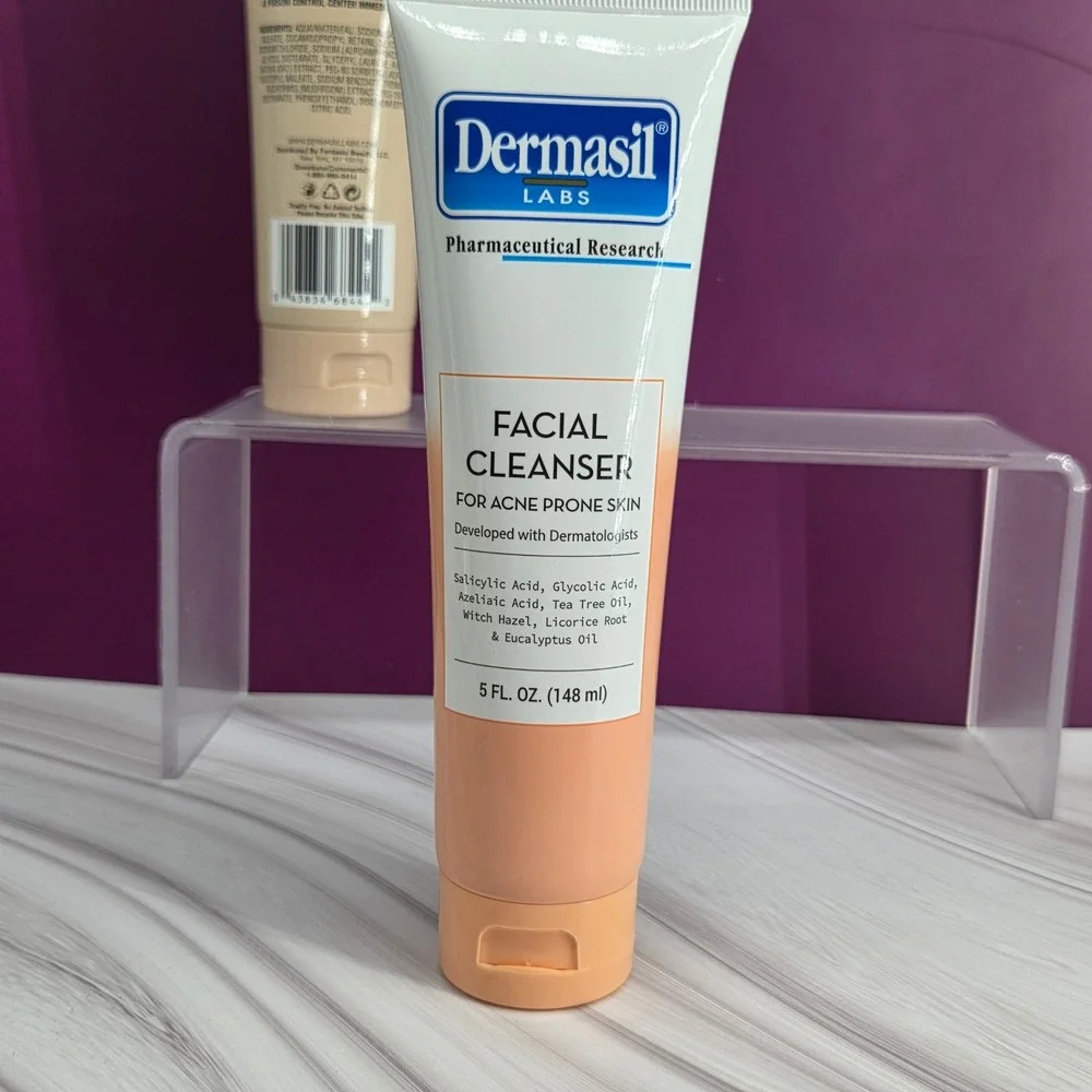 Dermasil Skincare Set Unisex 4pc Acne Cleanser Oatmeal Scrub Night Cream New